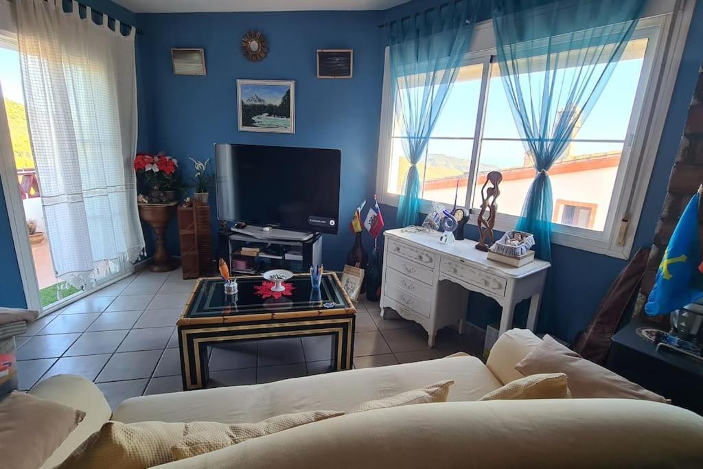 Atico Con Vistas Mar Y Montana Apartment Ojen Bagian luar foto
